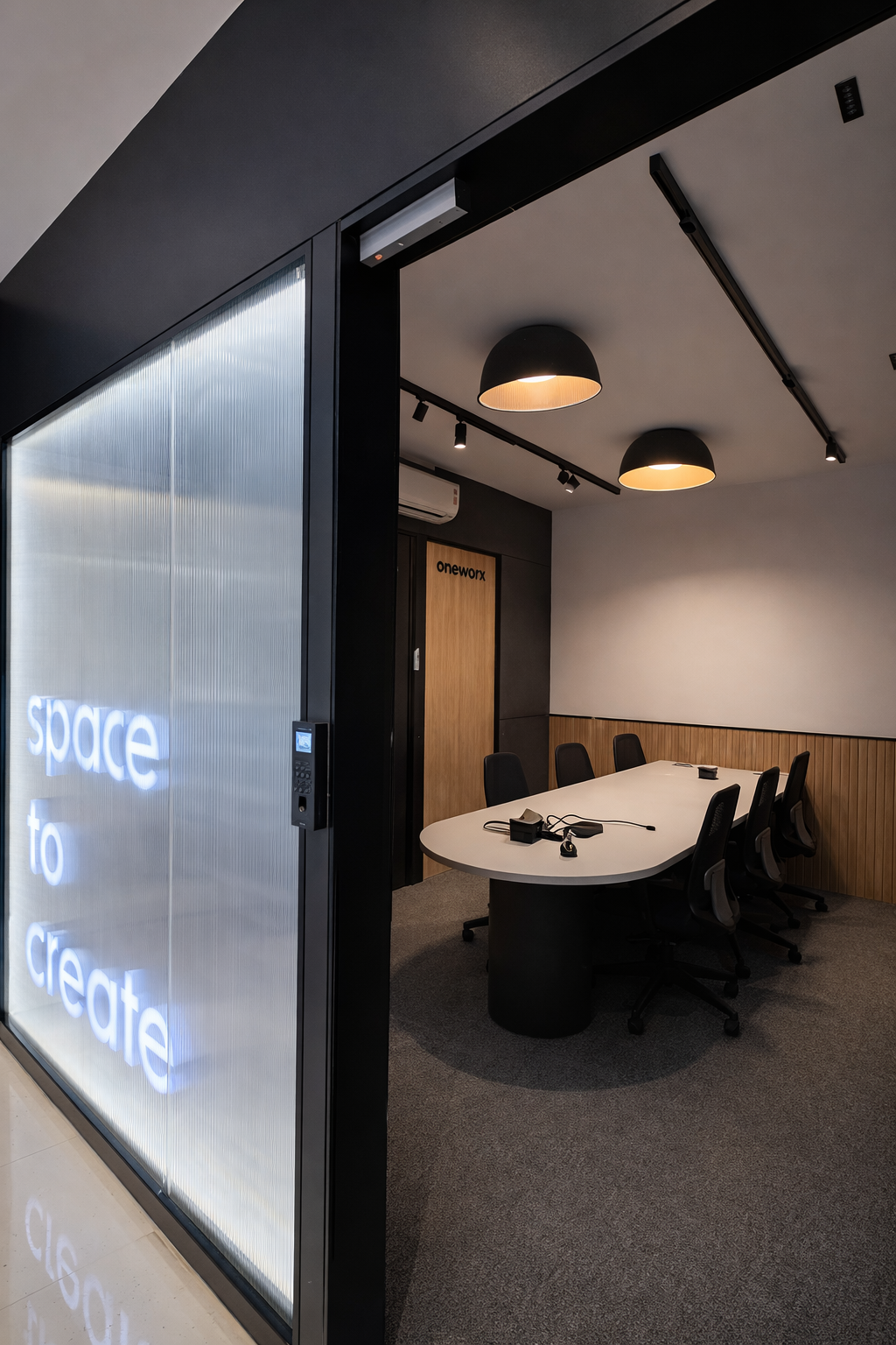 Meeting room on rent in Bhopal — Oneworx